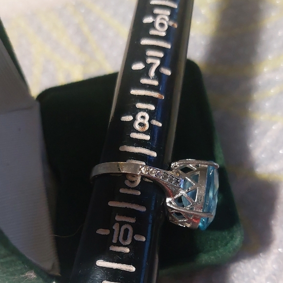 Pandora Elegant Blue Gemstone Ring Sz 9 Humungus! - Picture 12 of 16